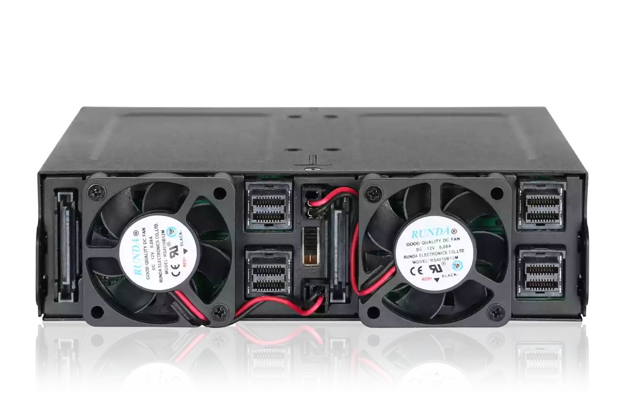 IcyDock ToughArmor MB699VP-B 4 Bay 2.5
