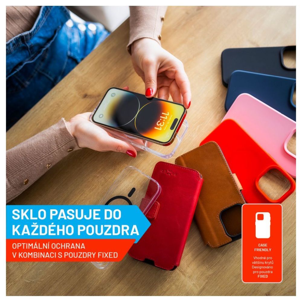FIXED teljes képernyőt védő 2,5D edzett üveg aplikátorral Apple iPhone 15 Plus készülékhez, fekete
