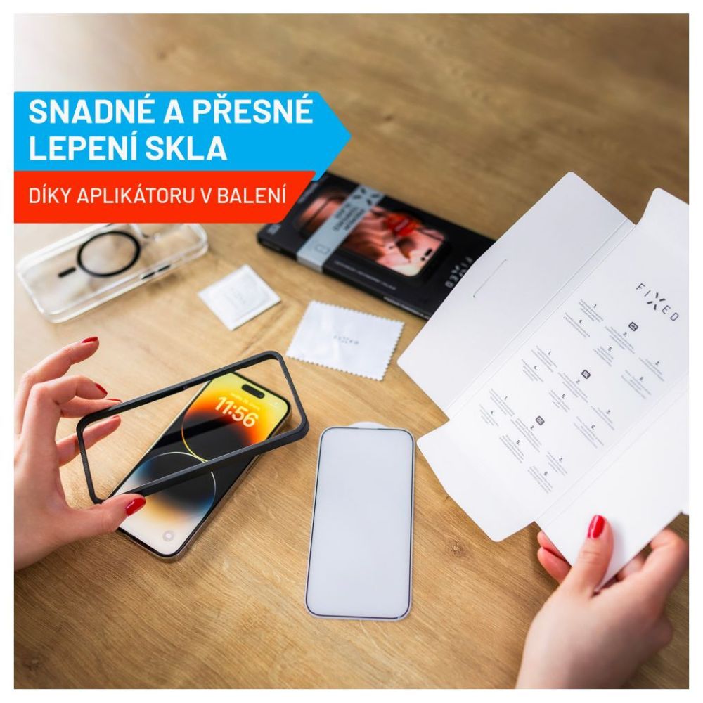 FIXED teljes képernyőt védő 2,5D edzett üveg aplikátorral Apple iPhone 15 Plus készülékhez, fekete