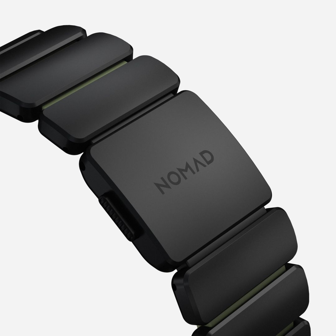 Nomad Stratos Band for Apple Watch 45/46/49mm Black Titanium/Forest Green