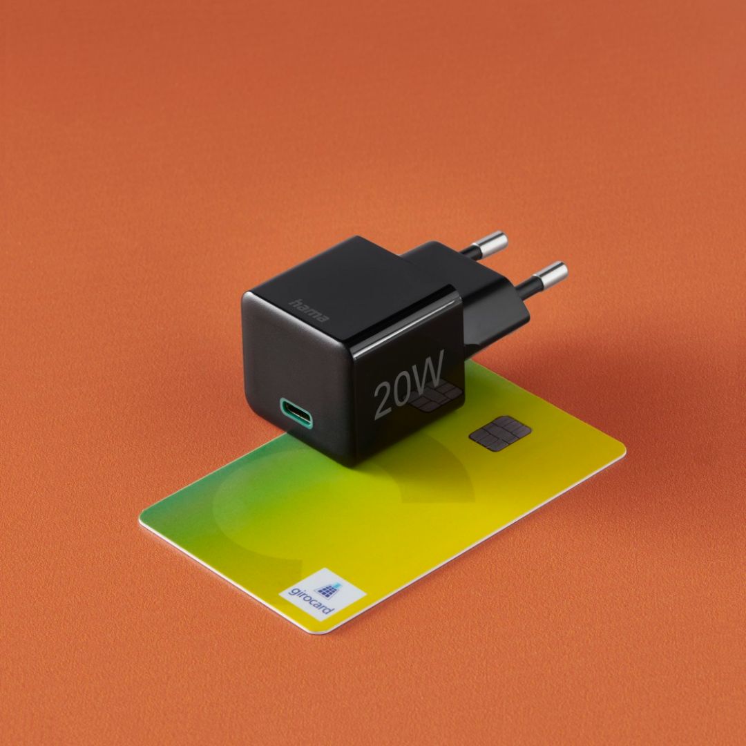 Hama Hálózati Adapter USB Type-C Mini PD QC 20W Black